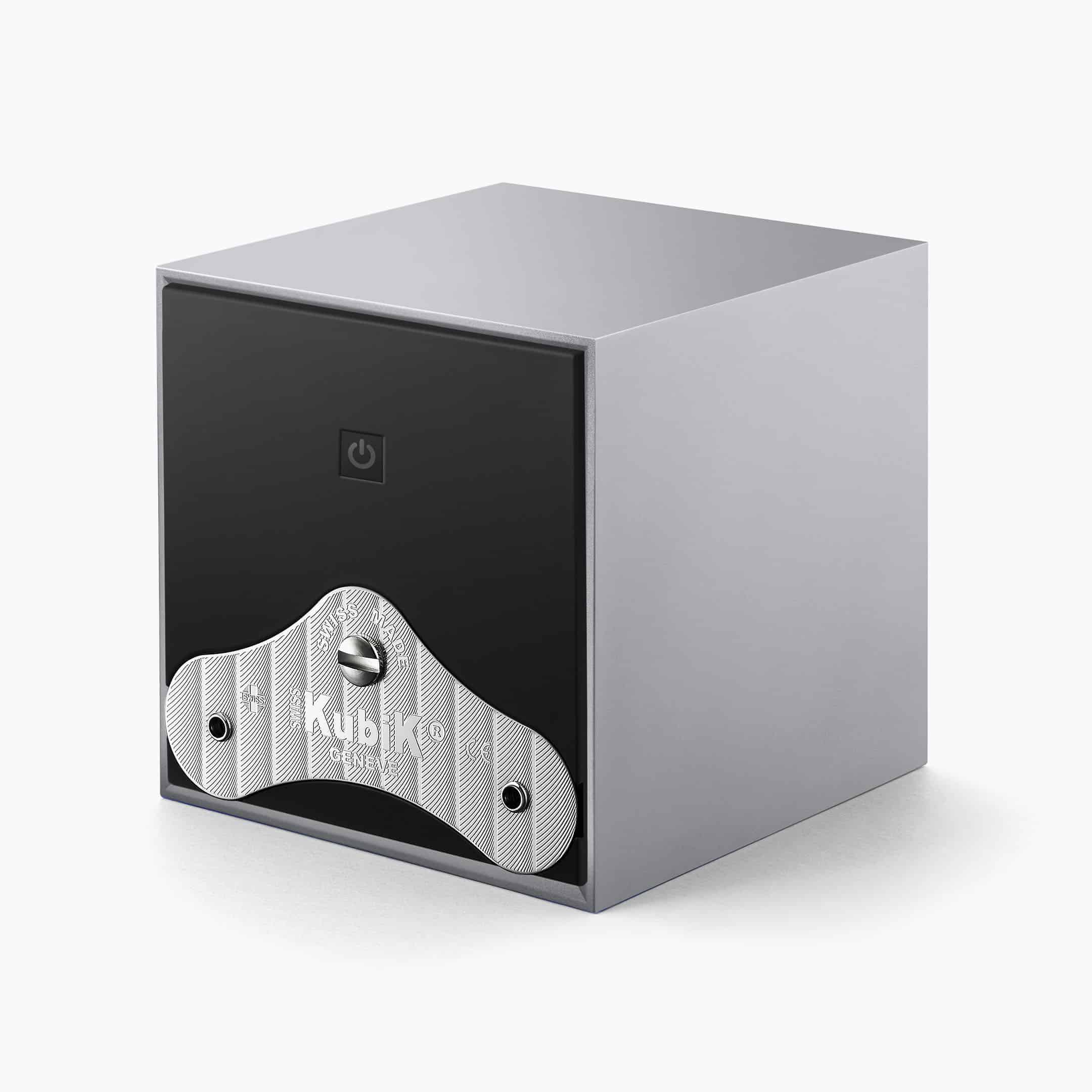 DailyWatch-swiss-kubik-startbox-silver-backcase