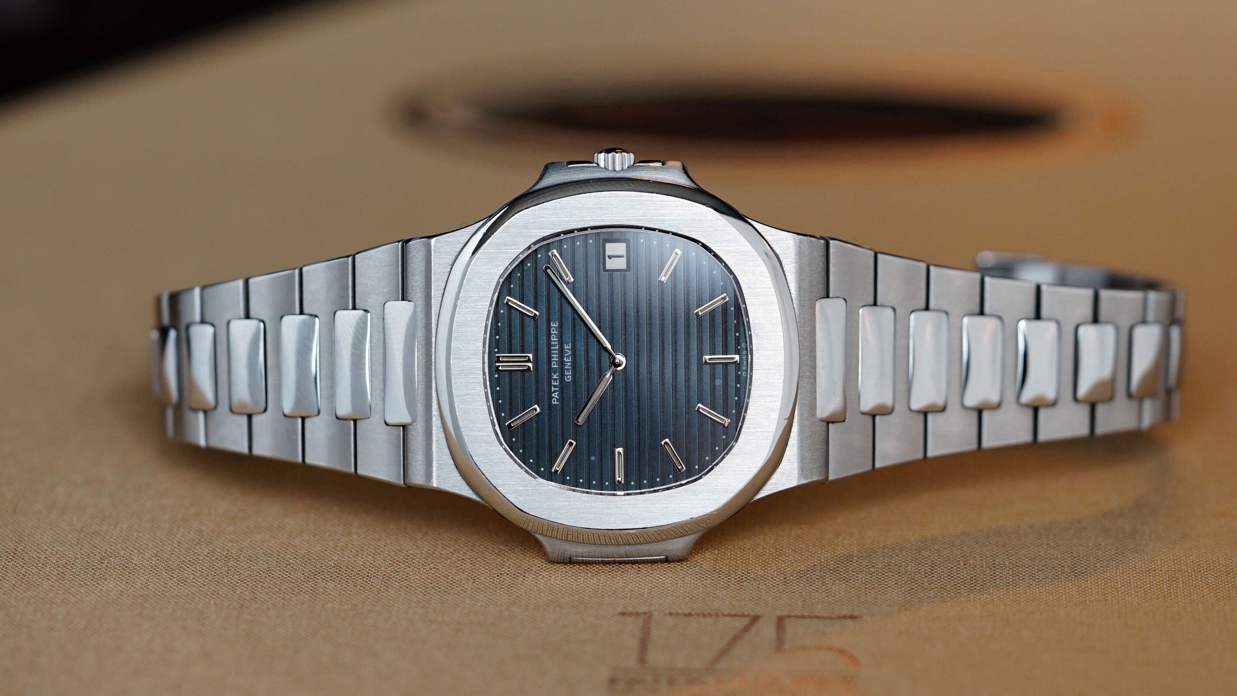 Is the Patek Nautilus market in a free fall?