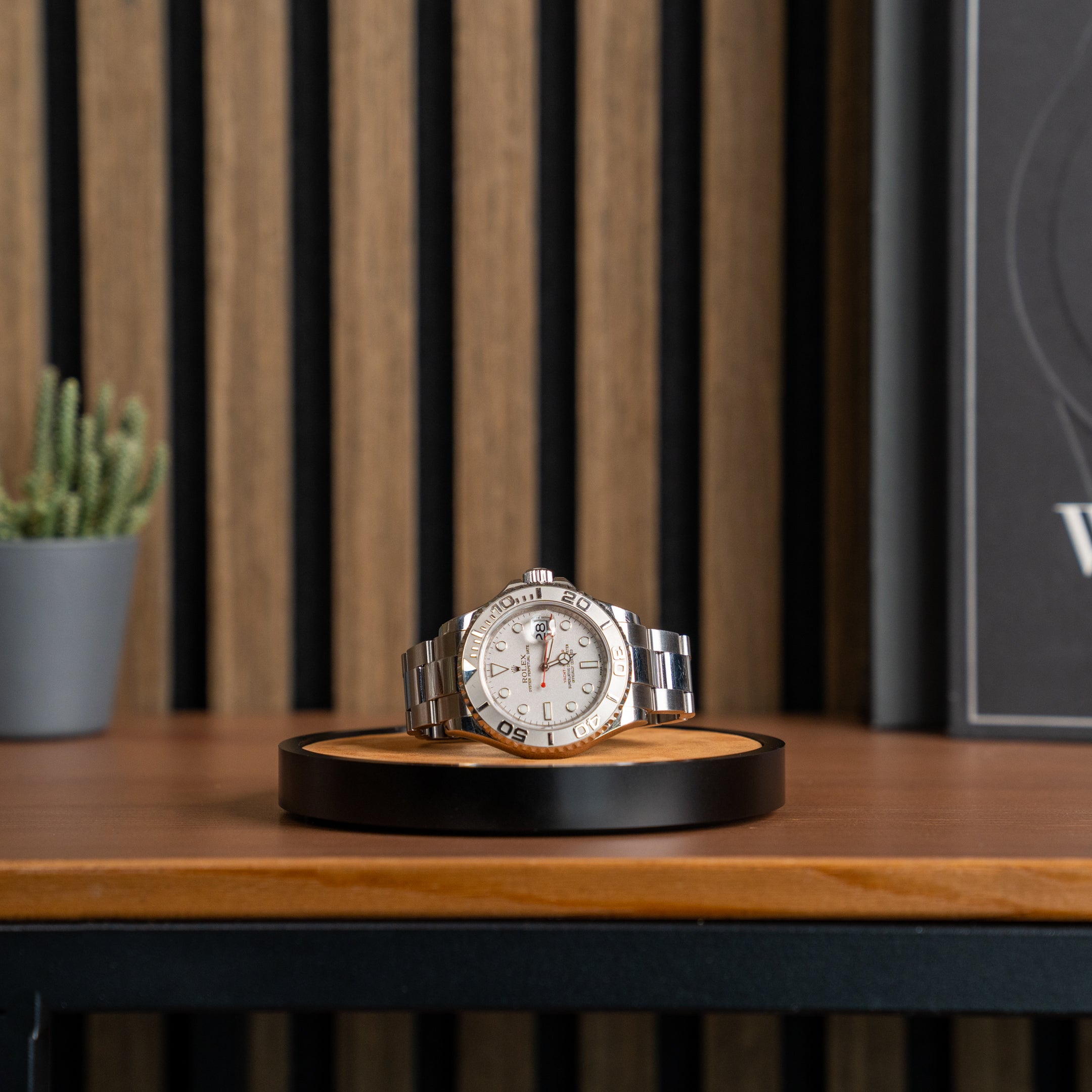 a place for your watch. a watchmat from morelund