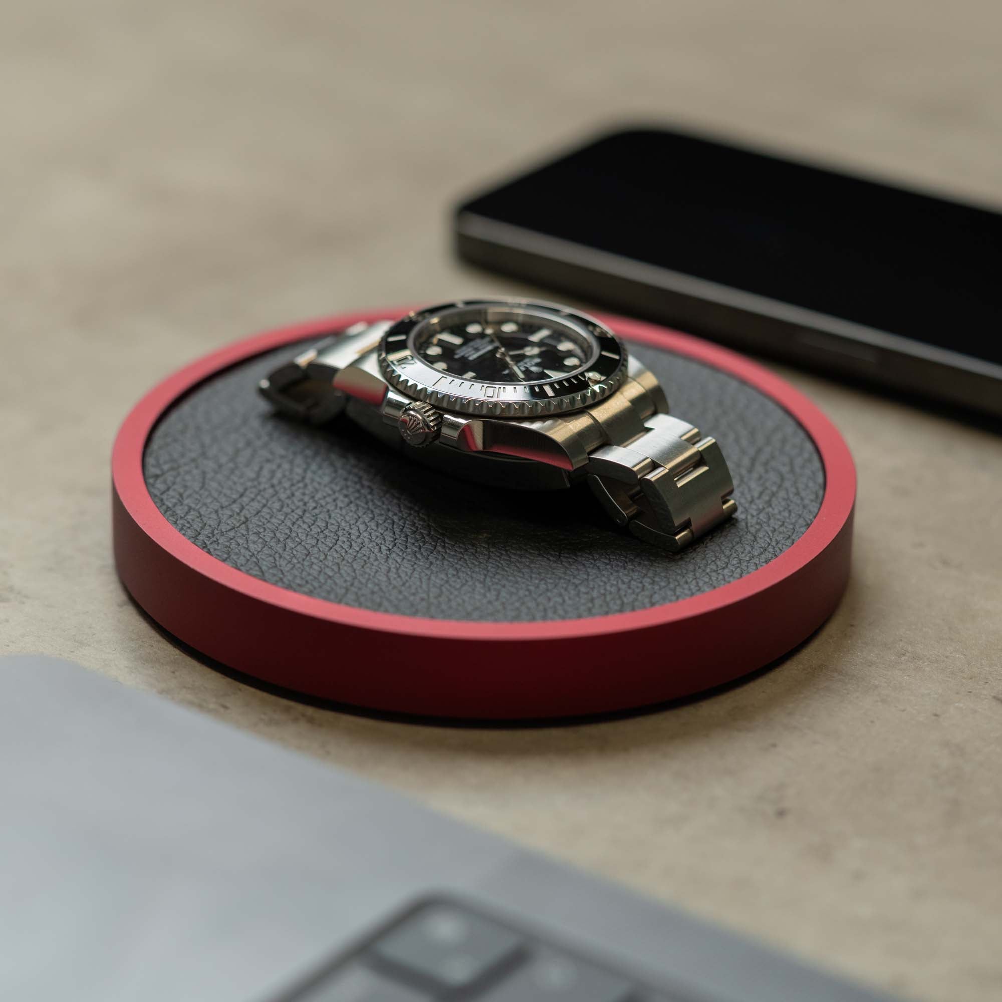 RedBar X DailyWatch Watchmat