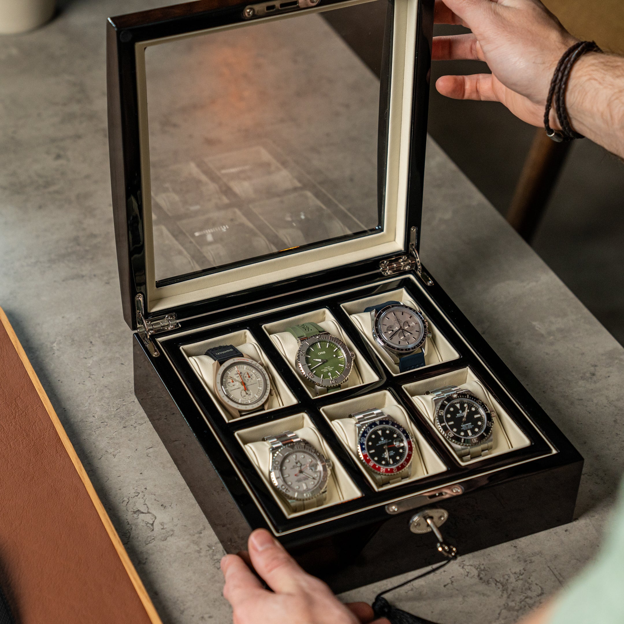 Hexagon Watch Box - Black Orange - 1.362 kr - Free shipping
