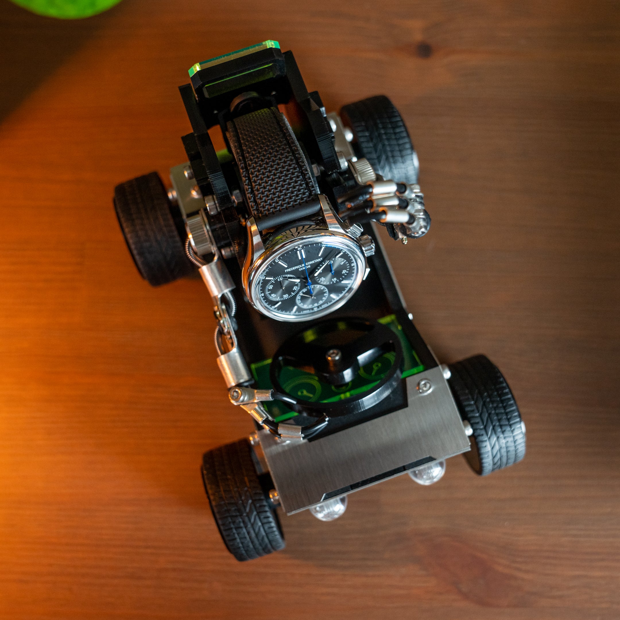 Off-Roader Watch stand, robotoys, handmade, watch display, video demonstration, how to display your watch, cool watch display, off-roader top wiev